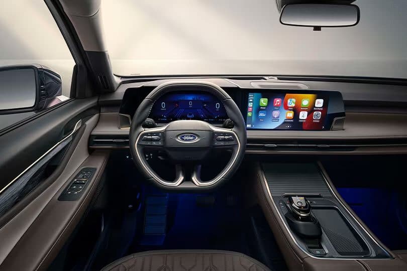 Ford Edge Híbrida — vista 3