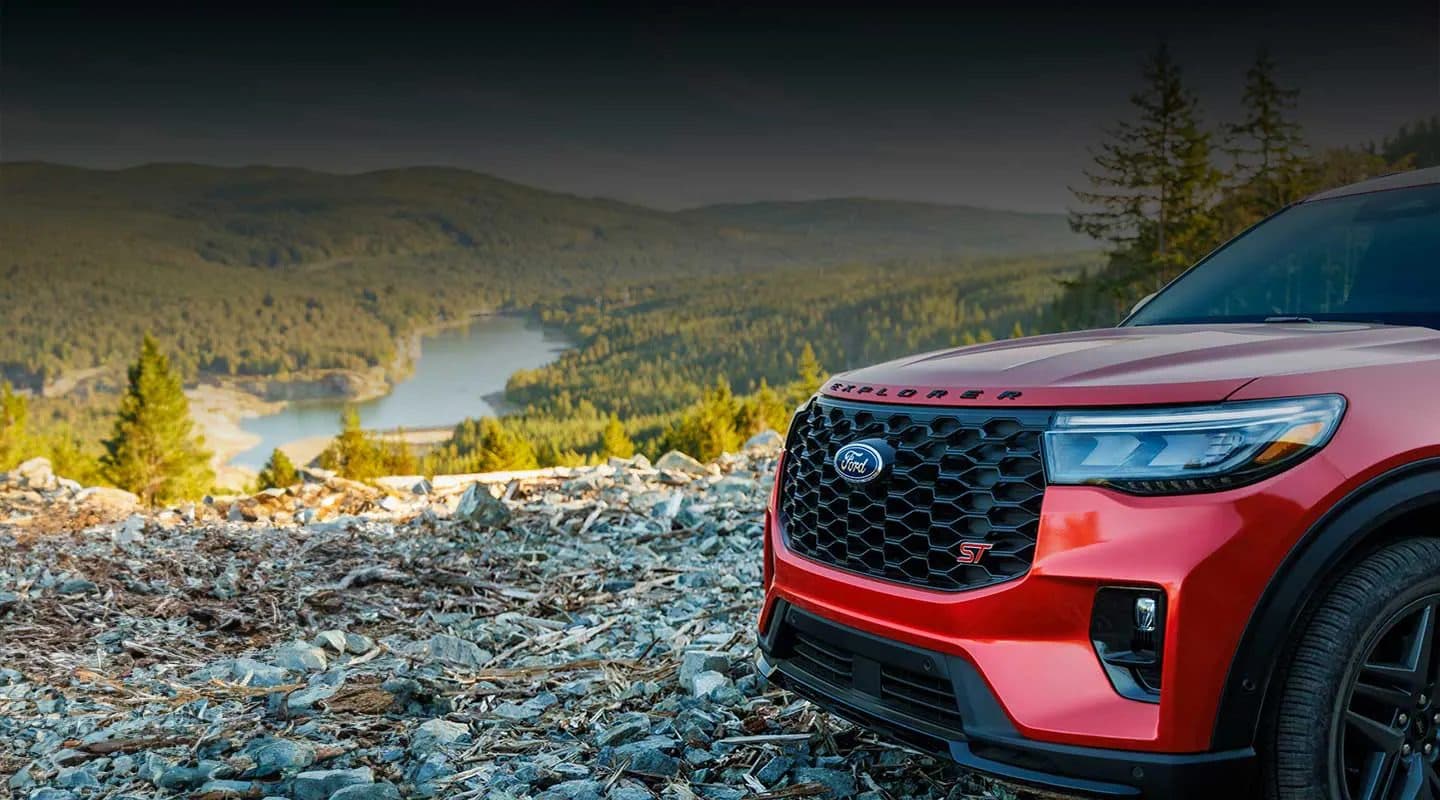 Ford Explorer ST — vista 1