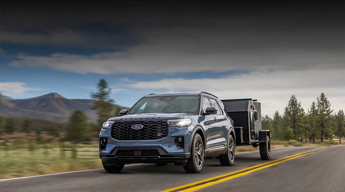 Ford Explorer ST — vista 2
