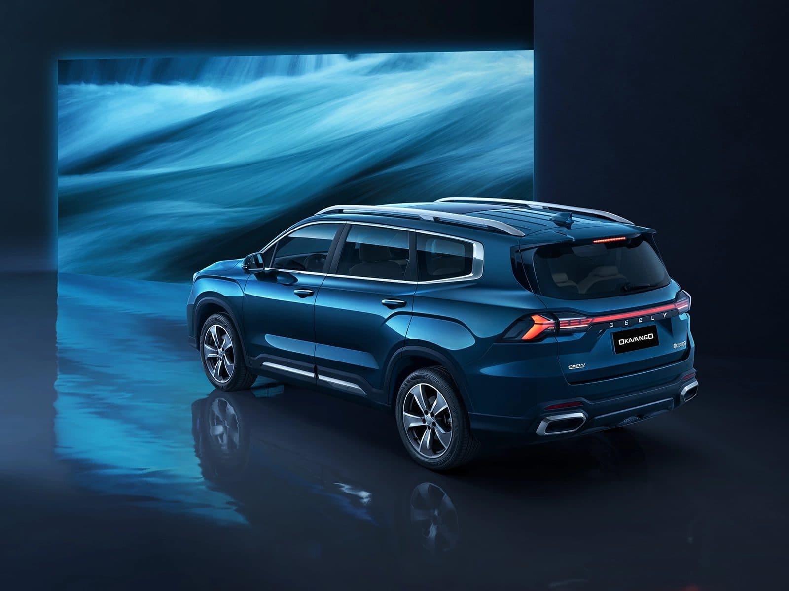 Geely Okavango — vista 1