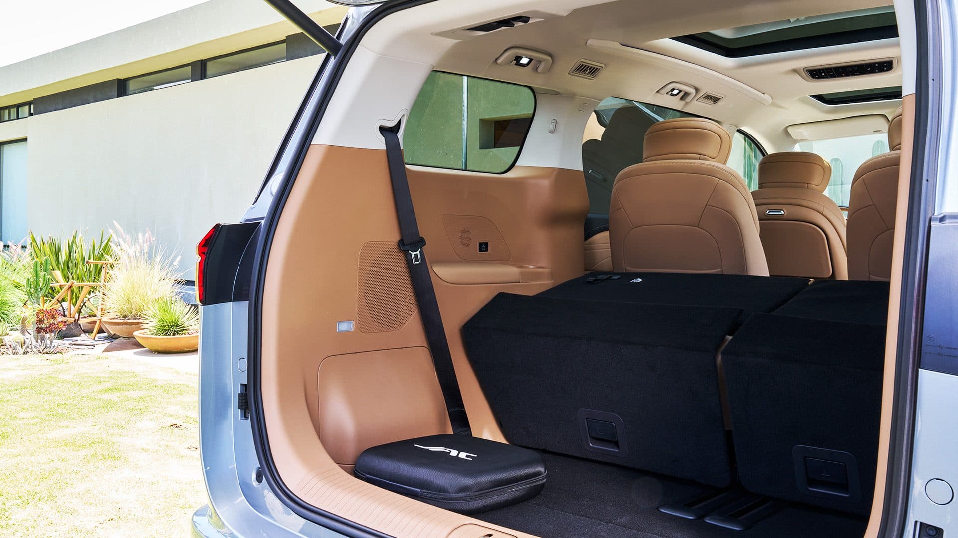 JAC Traveler PHEV — vista 5