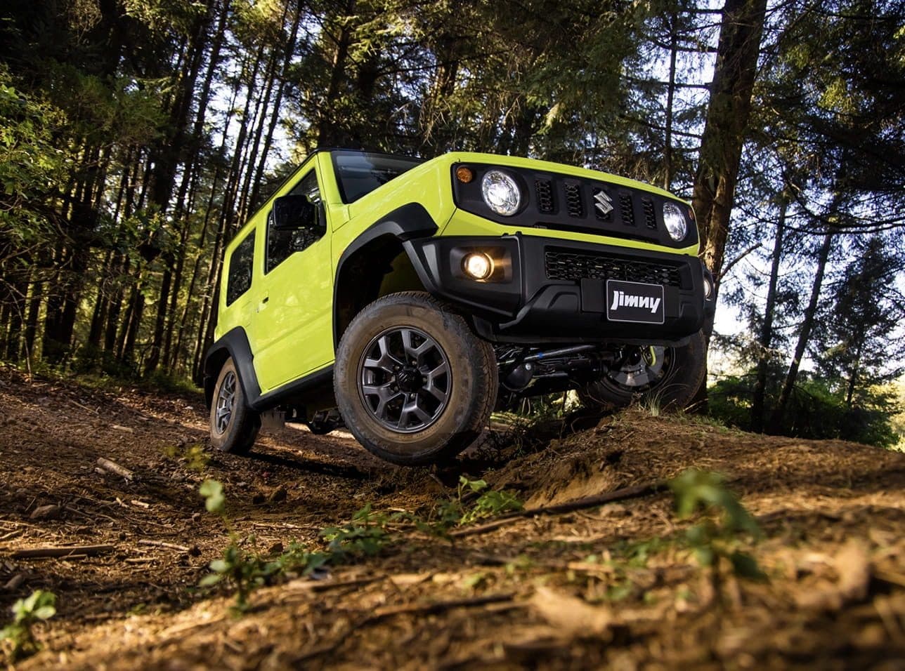 Suzuki Jimny 3 Puertas — vista 2