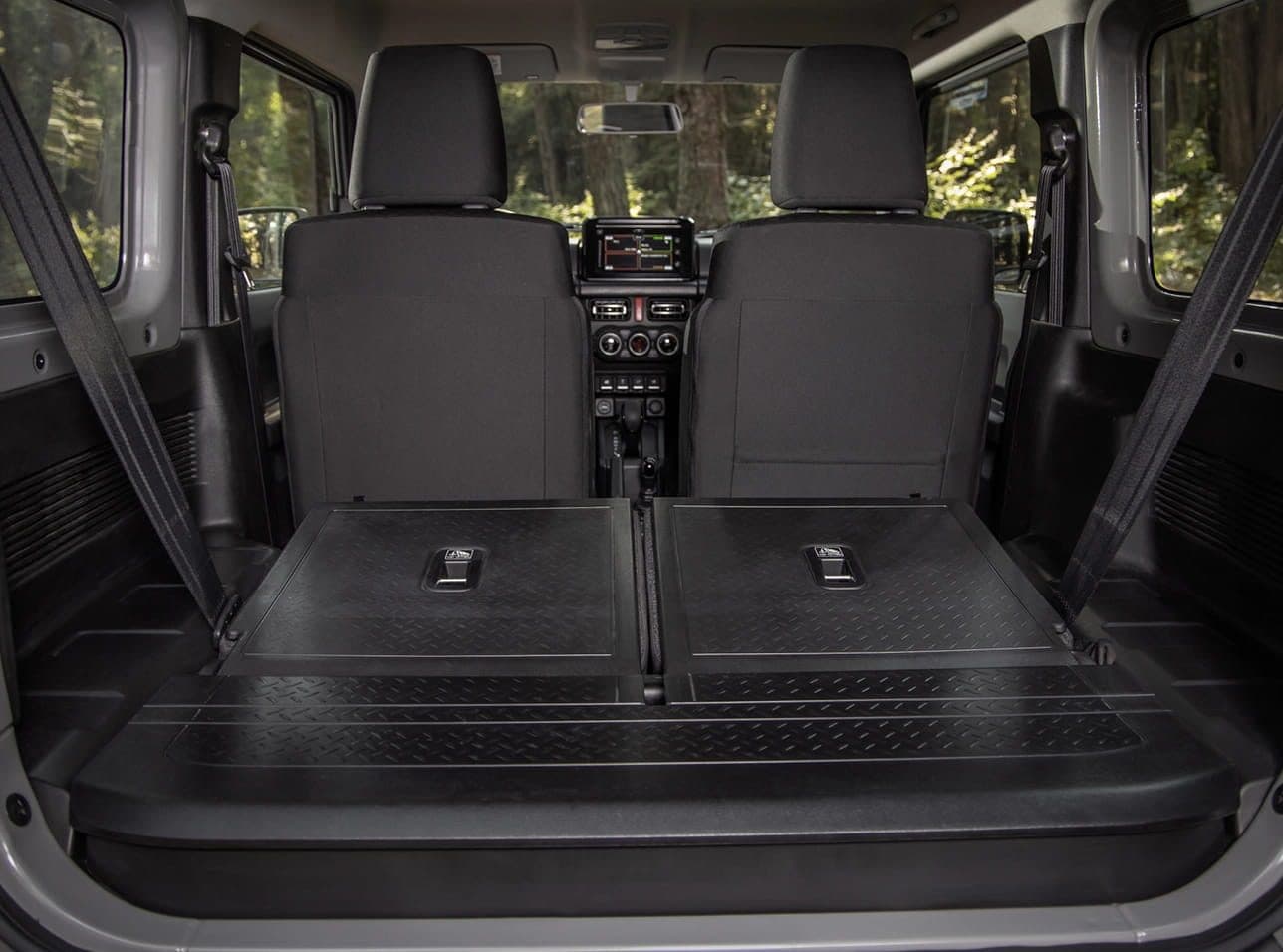 Suzuki Jimny 3 Puertas — vista 4